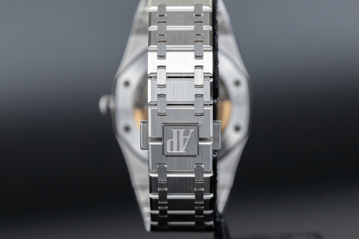 Audemars Piguet<br>15202BC Royal Oak Jumbo Salmon Dial