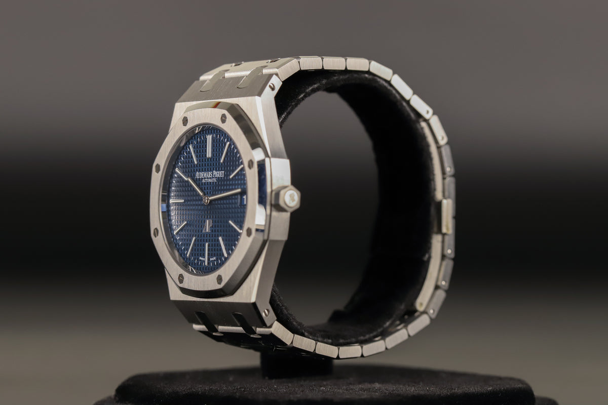 Audemars Piguet<br>16202ST Royal Oak Jumbo Blue Dial