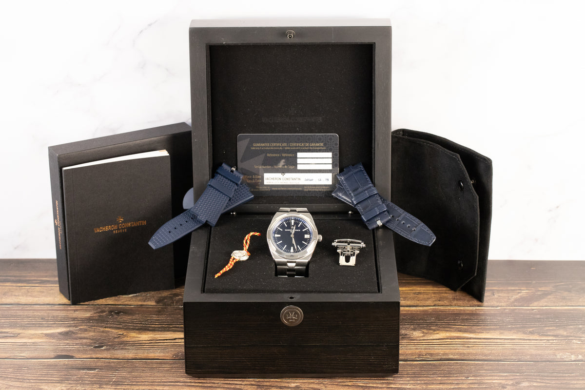 Vacheron Constantin<br>4500V/110A-B128 Overseas Automatic Blue Dial