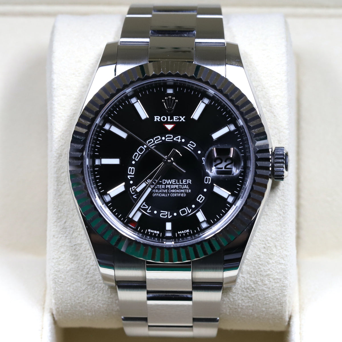 Rolex<br>326934 Sky-Dweller Black Dial