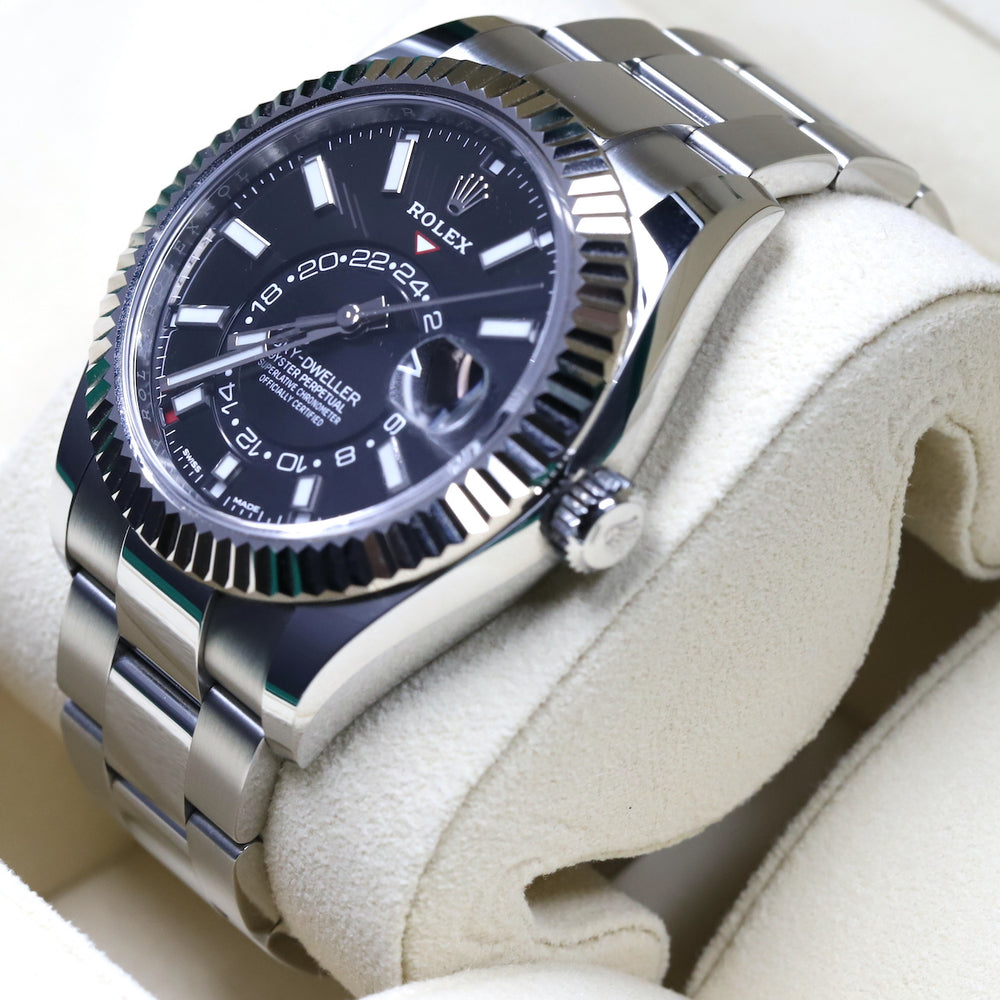 Rolex<br>326934 Sky-Dweller Black Dial