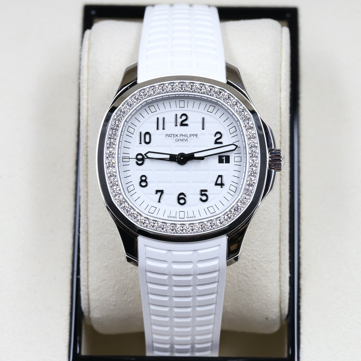 Patek Philippe5267/200A Aquanaut Luce – Newport Watch Club