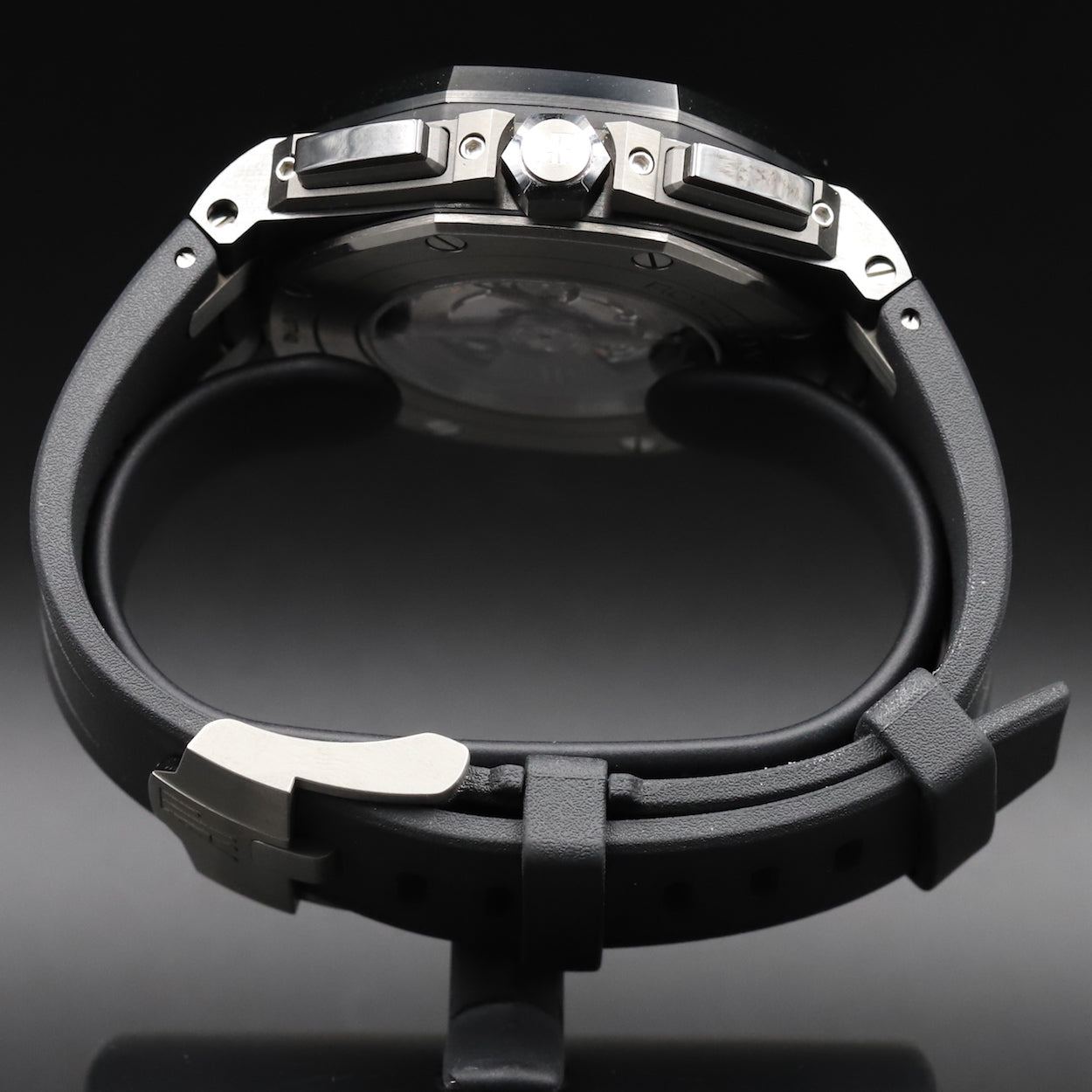 Audemars Piguet<br>26405CE Royal Oak Offshore Black Dial