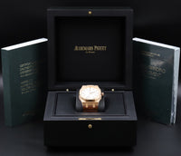 Audemars Piguet<br>15400OR Royal Oak White Dial
