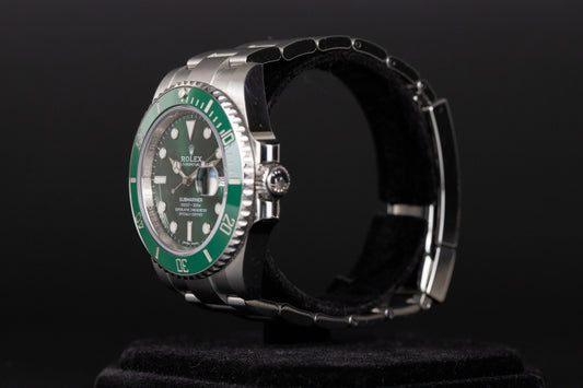 Rolex 116610LV Submariner 'Hulk'