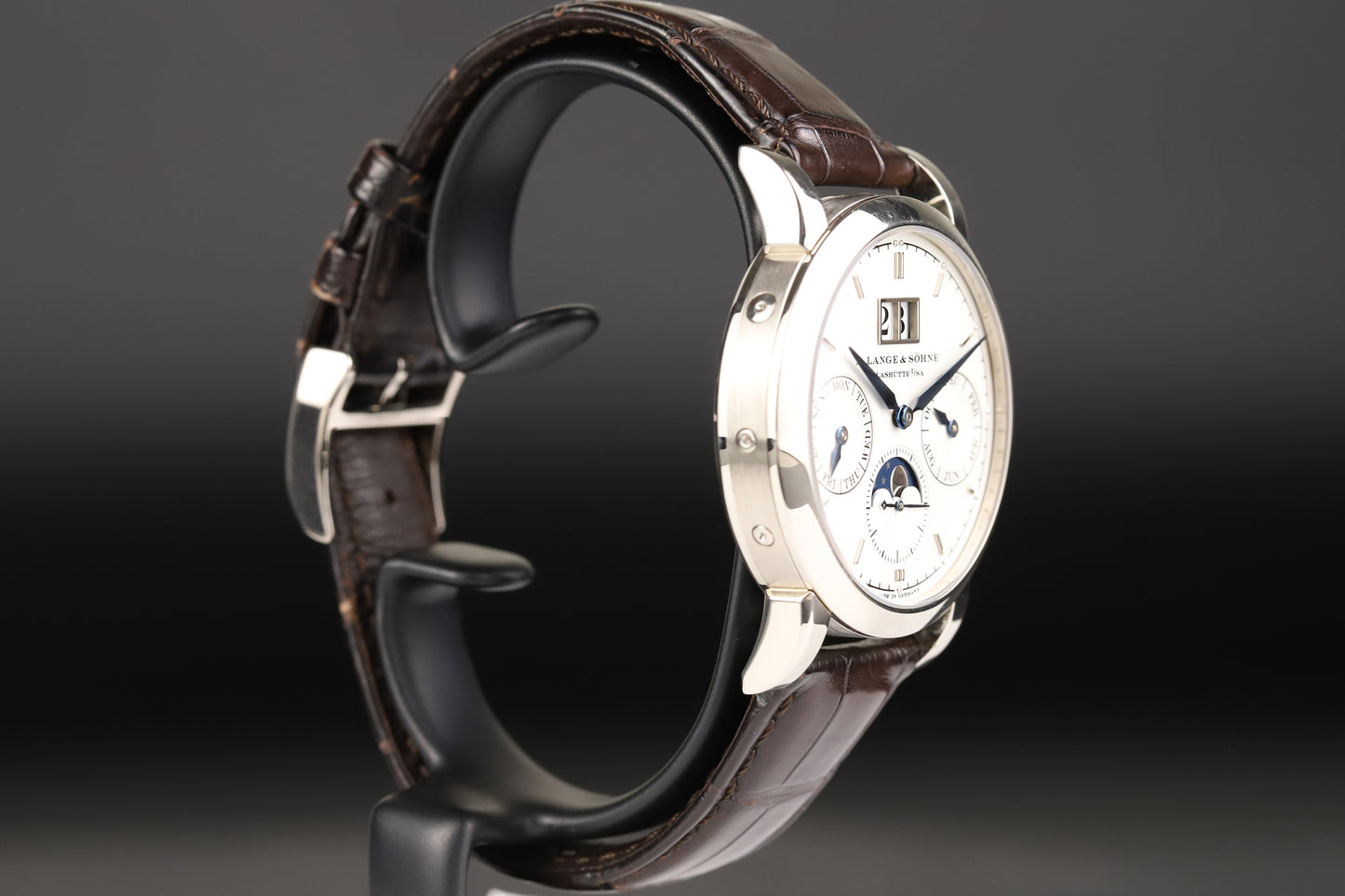 A. Lange & Sohne<br>330.026 Saxonia Annual Calendar