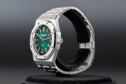 Audemars Piguet 15202PT Royal Oak Jumbo Green Dial