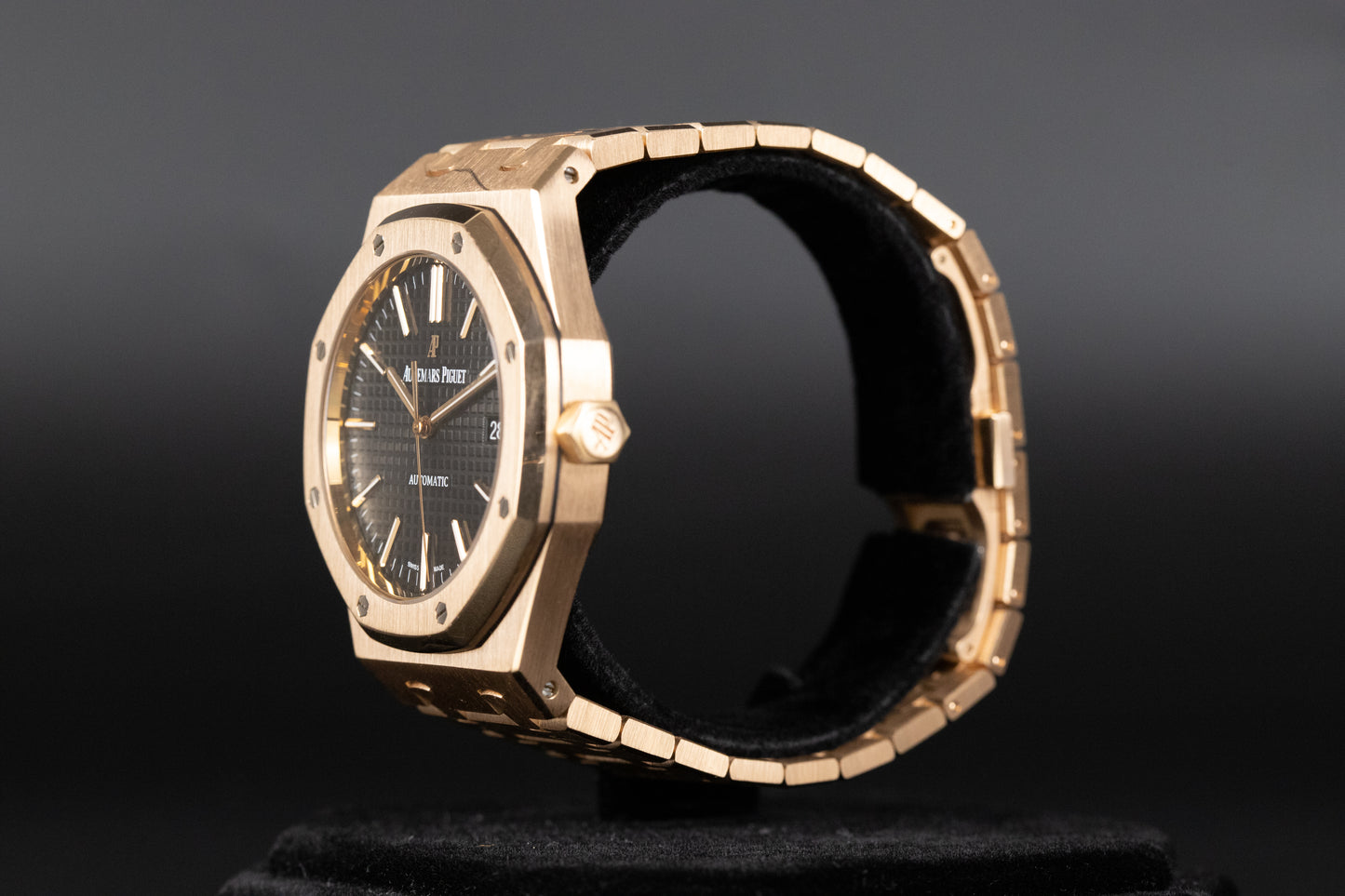 Audemars Piguet 15400OR Royal Oak Black Dial