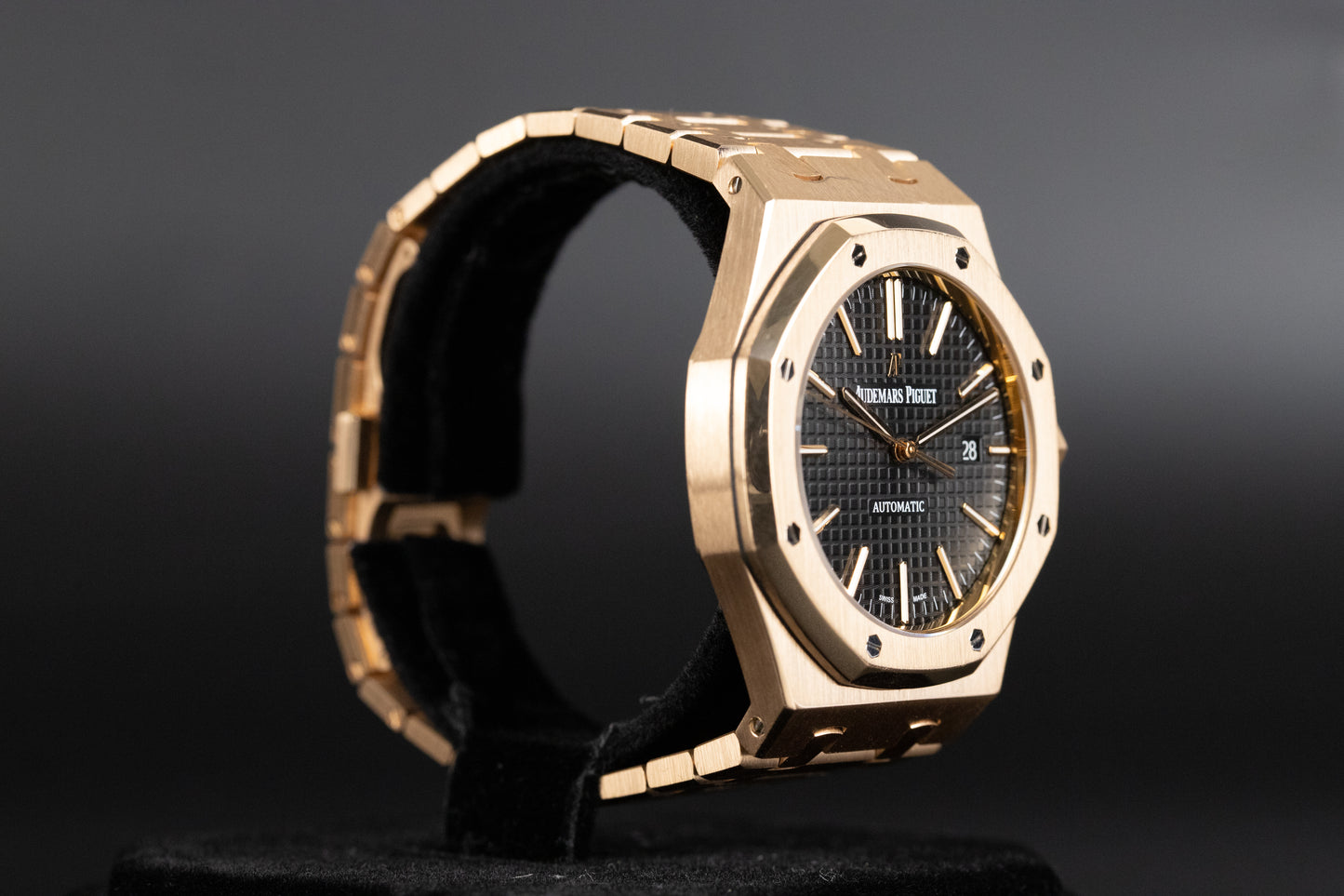 Audemars Piguet 15400OR Royal Oak Black Dial