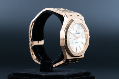 Audemars Piguet 15400OR Royal Oak White Dial