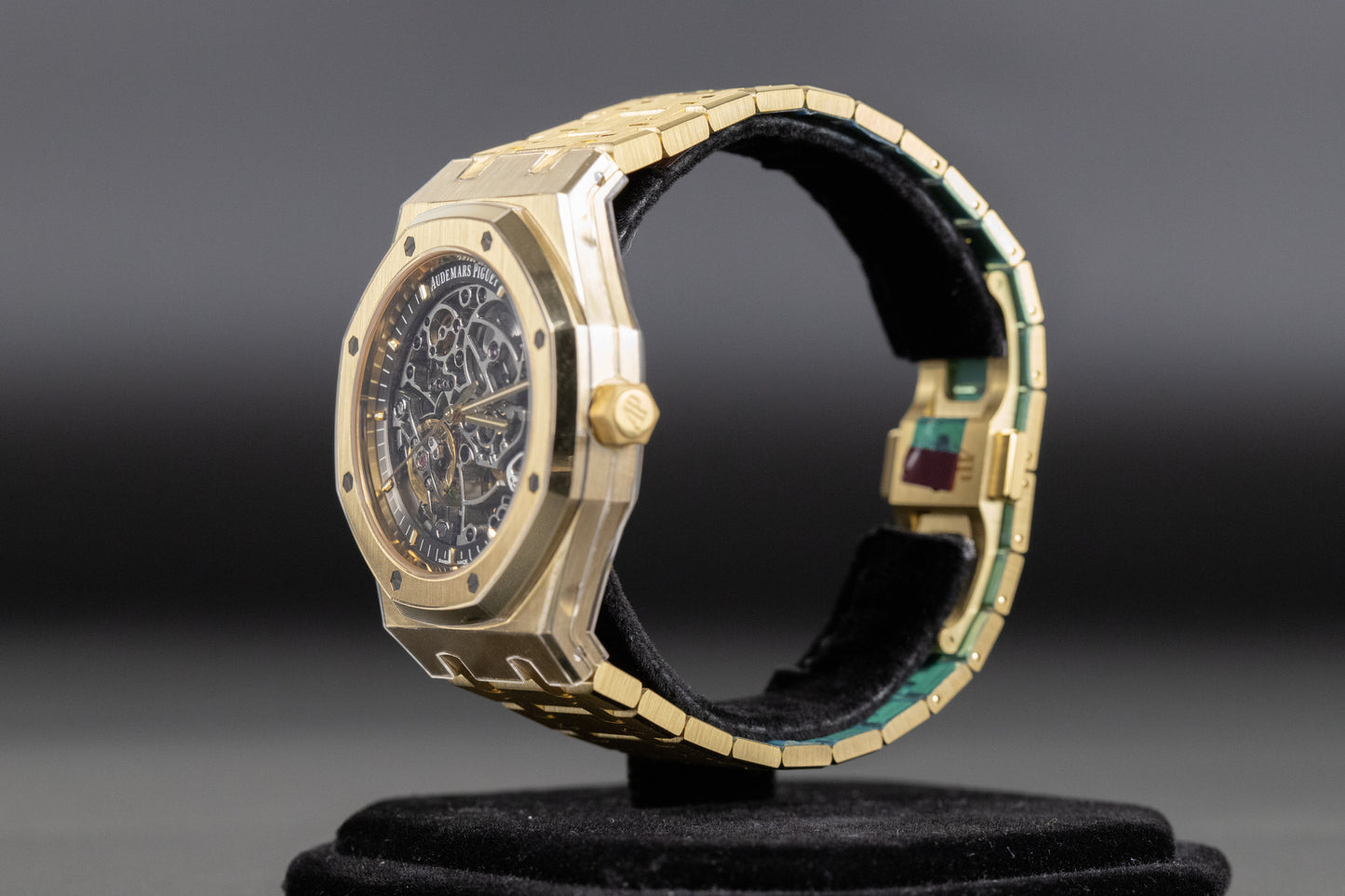 Audemars Piguet 15407BA Royal Oak New Yellow Gold Novelty Openworked