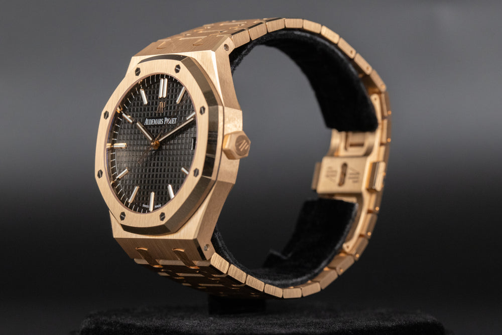 Audemars Piguet<br>15500OR Royal Oak Black Dial