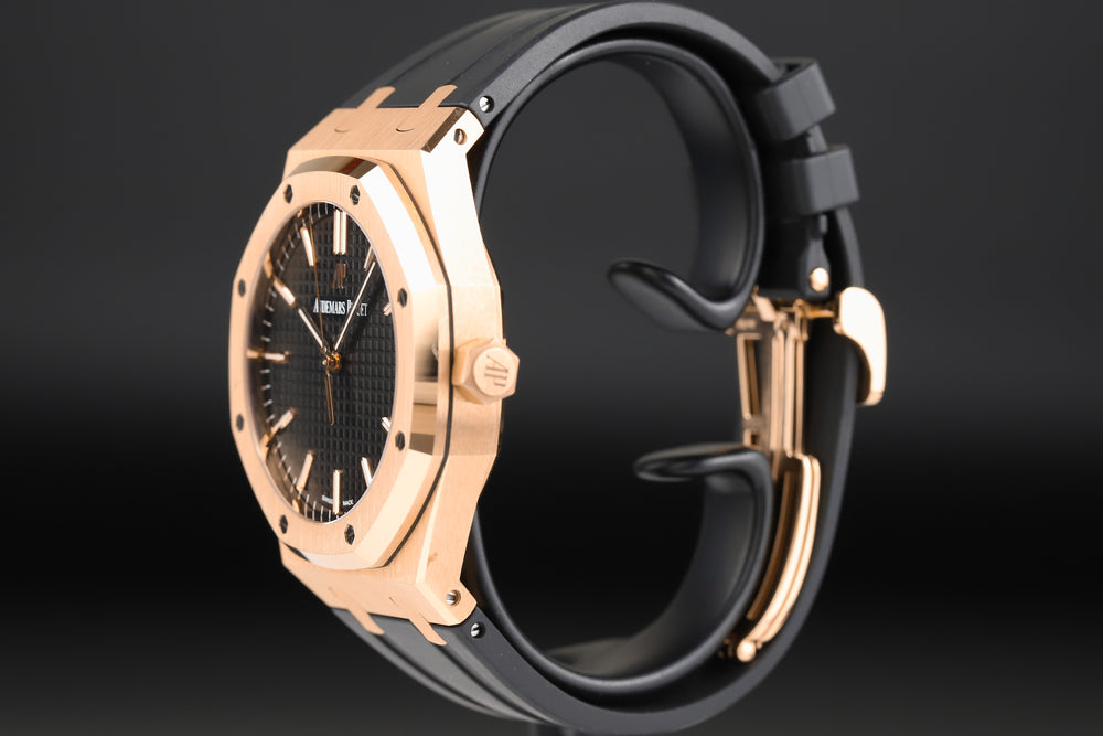 Audemars Piguet<br>15500OR Royal Oak Black Dial