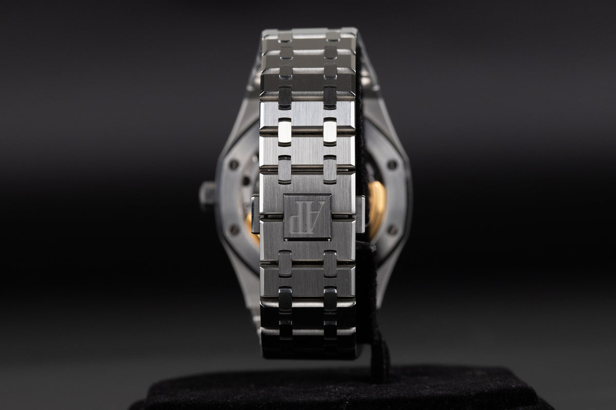 Audemars Piguet<br>15500ST Royal Oak Blue Dial