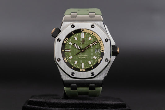 Audemars Piguet 15720ST Royal Oak Offshore Diver Green Dial