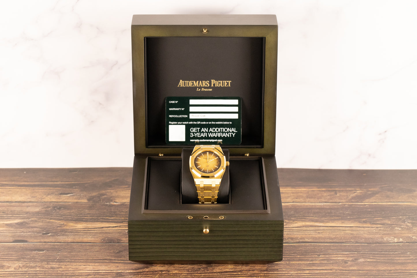 Audemars Piguet 16202BA Royal Oak "Jumbo Extra-Thin"