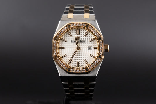 Audemars Piguet 67651SR Lady Royal Oak White Dial Diamond Bezel