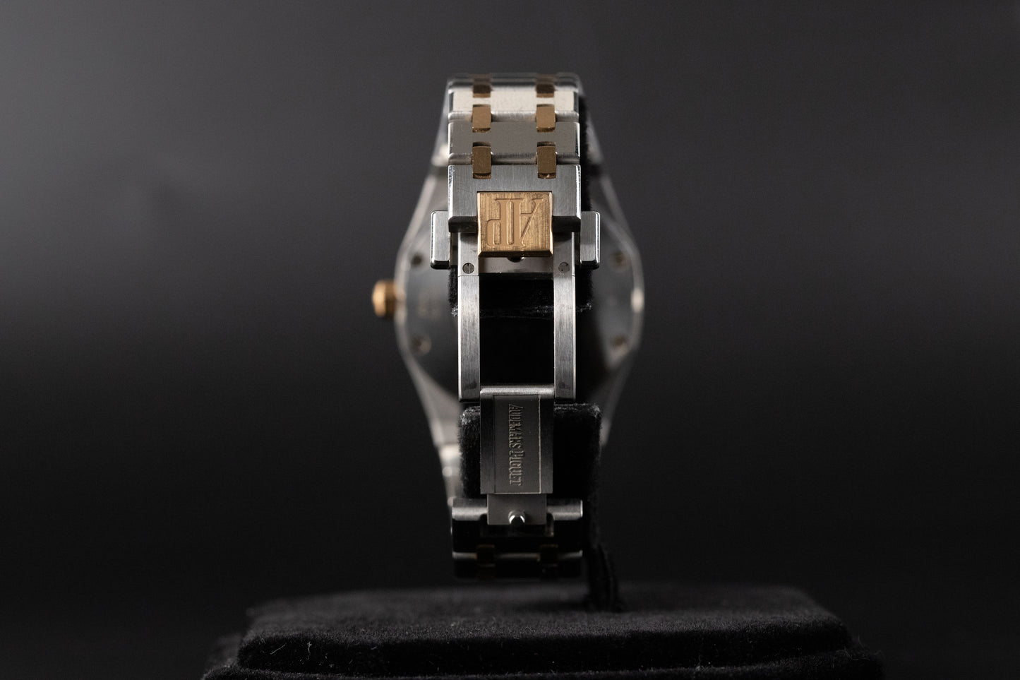 Audemars Piguet 67651SR Lady Royal Oak White Dial Diamond Bezel