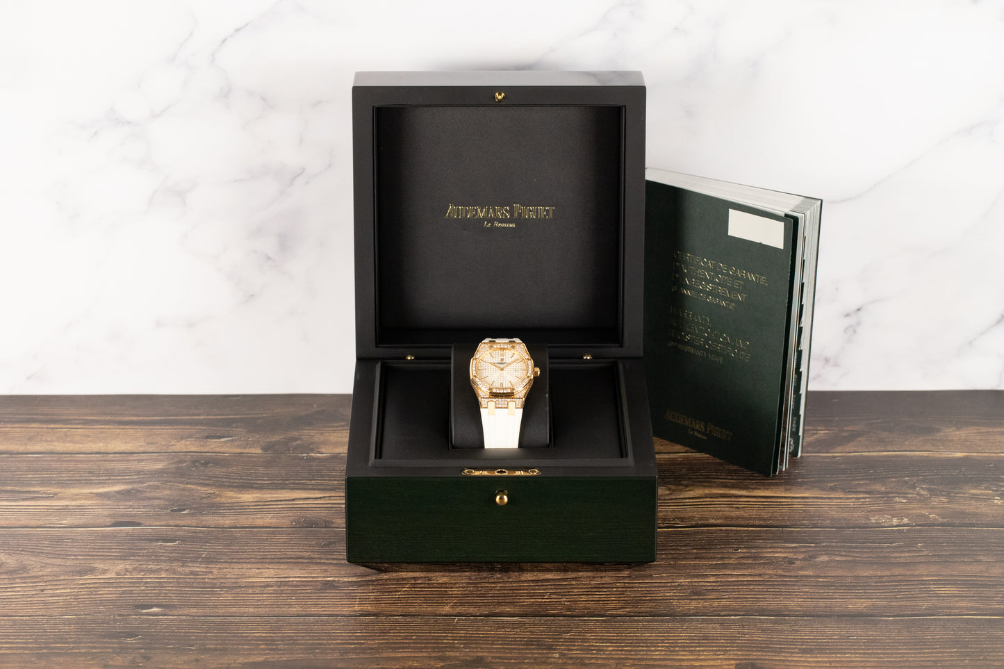 Audemars Piguet 67652OR Lady Royal Oak White Dial