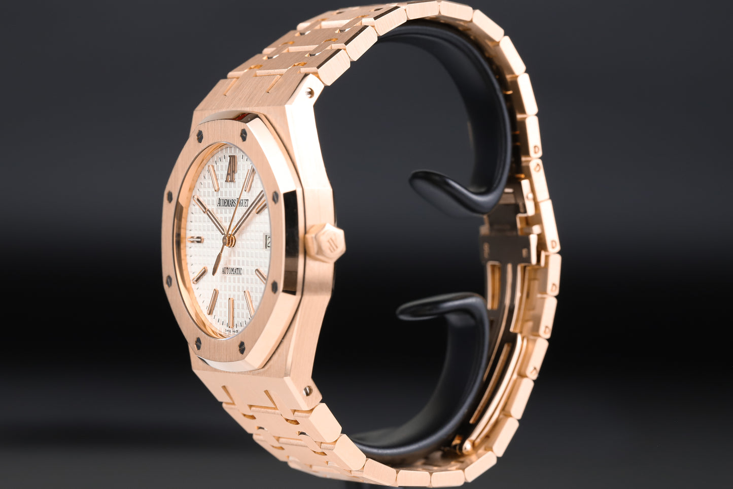 Audemars Piguet<br>15300OR Royal Oak White Dial