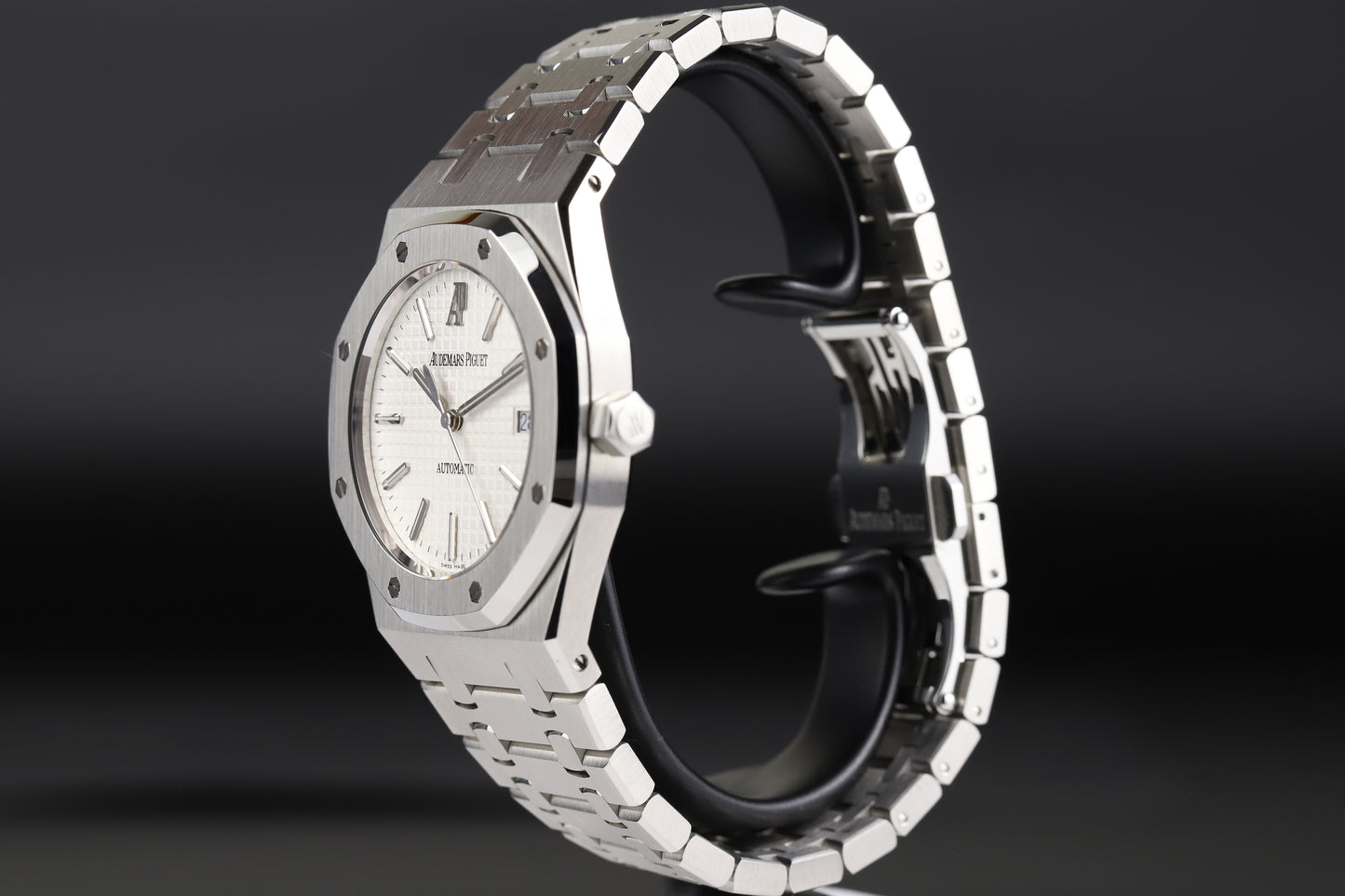 Audemars Piguet<br>15300ST Royal Oak White Dial