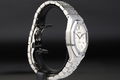Audemars Piguet<br>15300ST Royal Oak White Dial