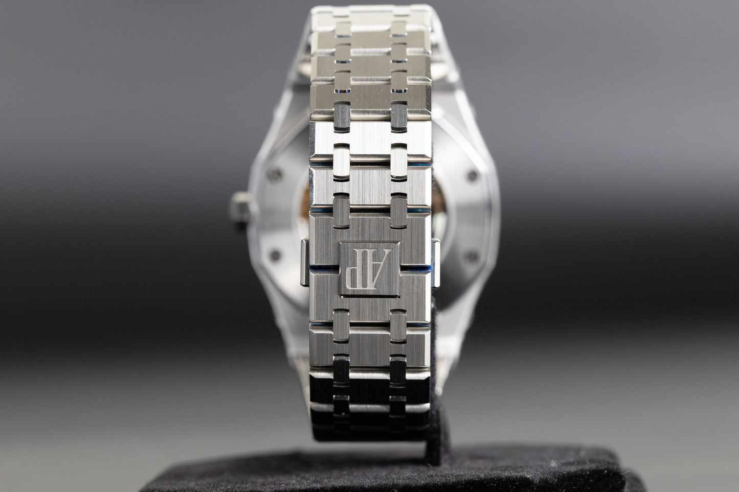 Audemars Piguet 15407ST Royal Oak Salmon Openworked