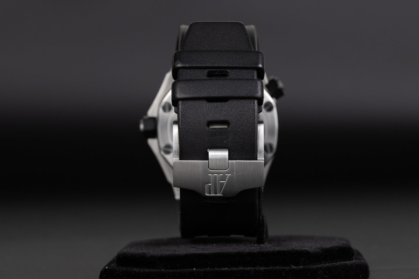 Audemars Piguet 15703ST Royal Oak Offshore Diver Black DIal