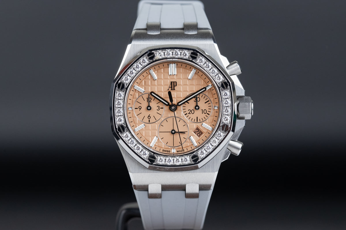 Audemars Piguet<br>26231ST Ladies Royal Oak Offshore 37mm Salmon Dial Diamond Bezel