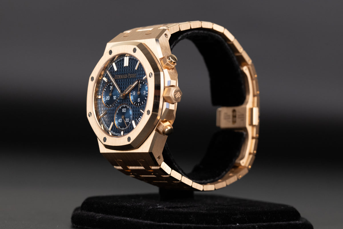 Audemars Piguet<br>26240OR Royal Oak Chronograph Flyback Blue Dial
