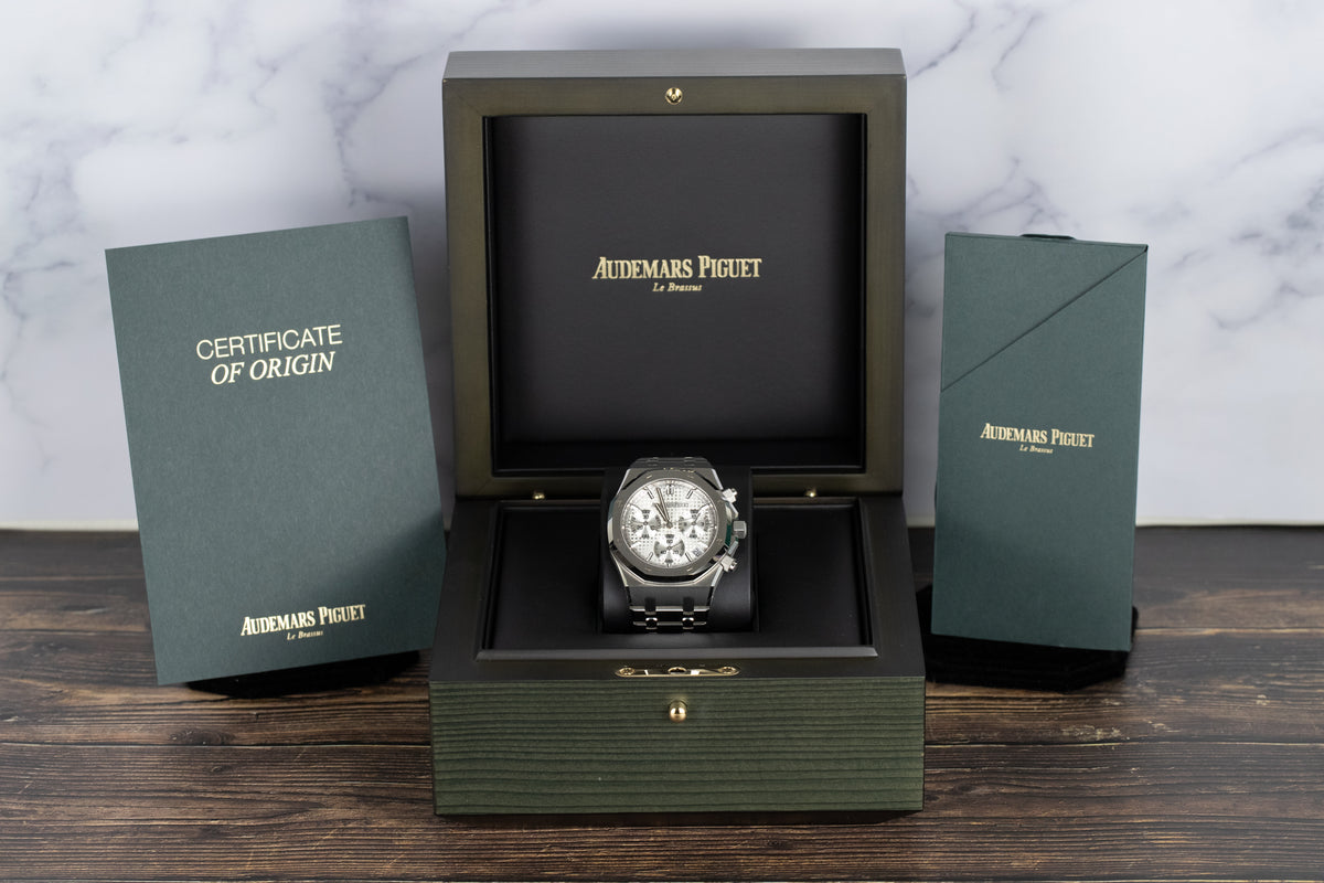 Audemars Piguet<br>26240ST Royal Oak Chronograph Flyback White Dial 50th Anniversary