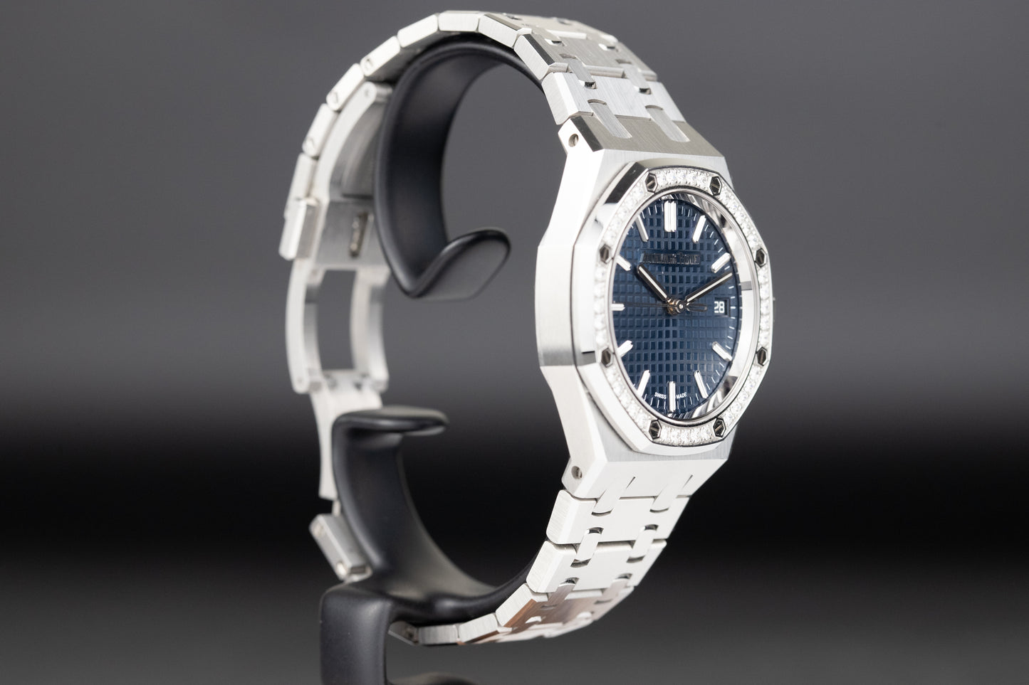 Audemars Piguet 77451ST Royal Oak Blue Dial Diamond Bezel