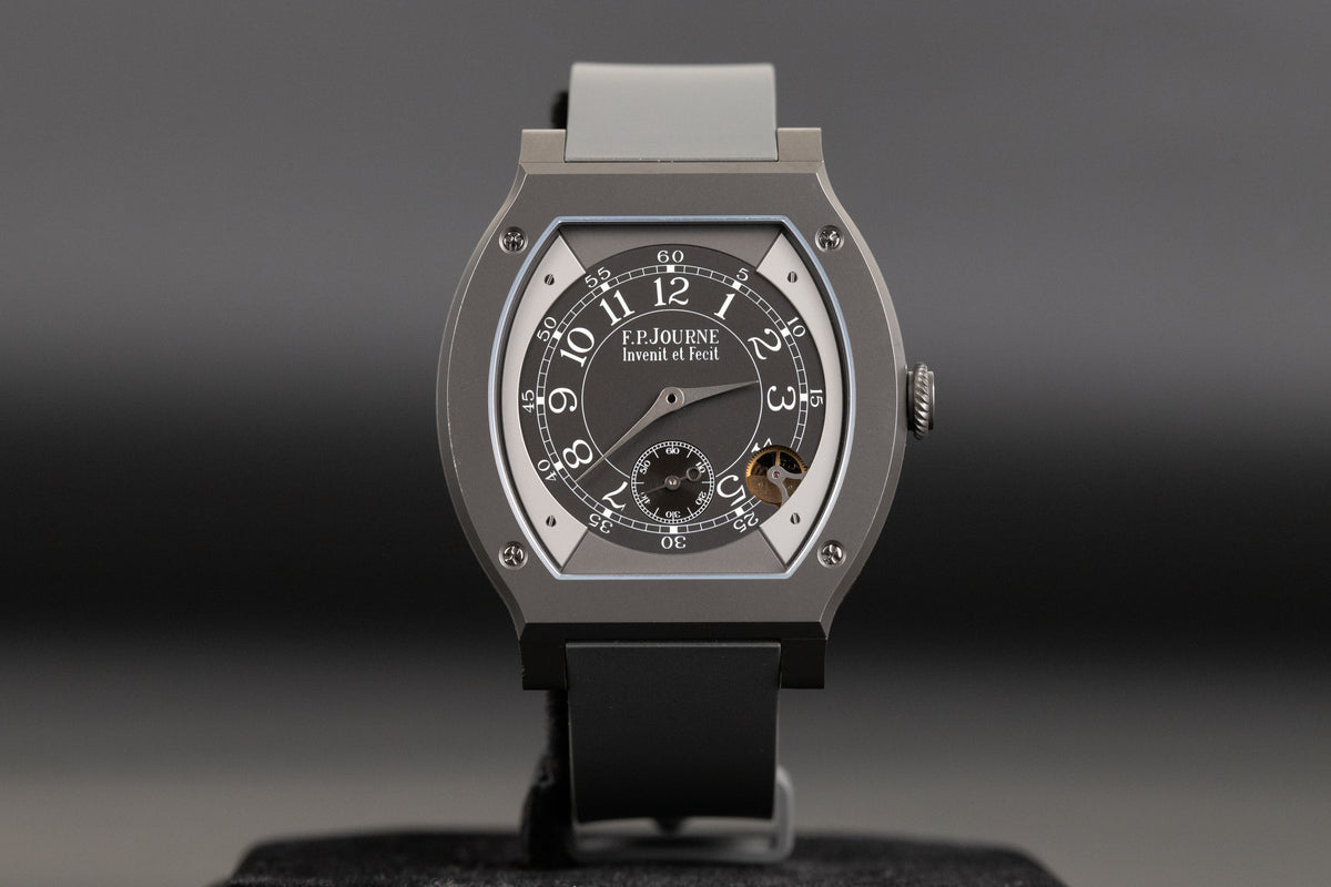 FP Journe<br>Elegante 48mm x 40mm Titalyt