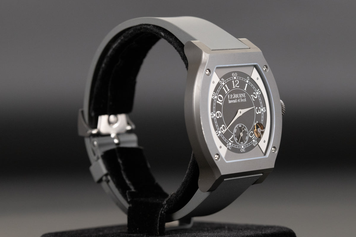 FP Journe<br>Elegante 48mm x 40mm Titalyt