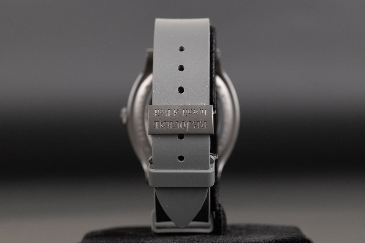 FP Journe<br>Elegante 48mm x 40mm Titalyt