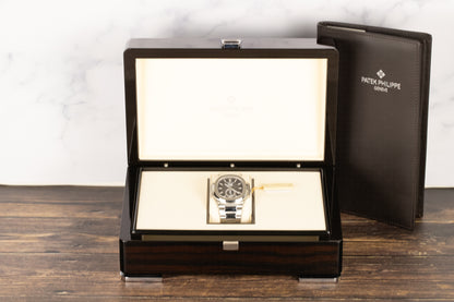 Patek Philippe 5726/1A Nautilus Annual Calendar Grey Dial