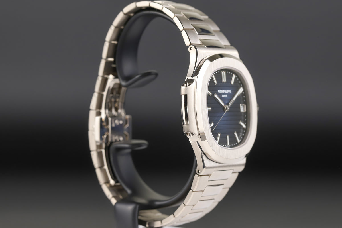 Patek Philippe<br>5811/1G Nautilus Blue Dial