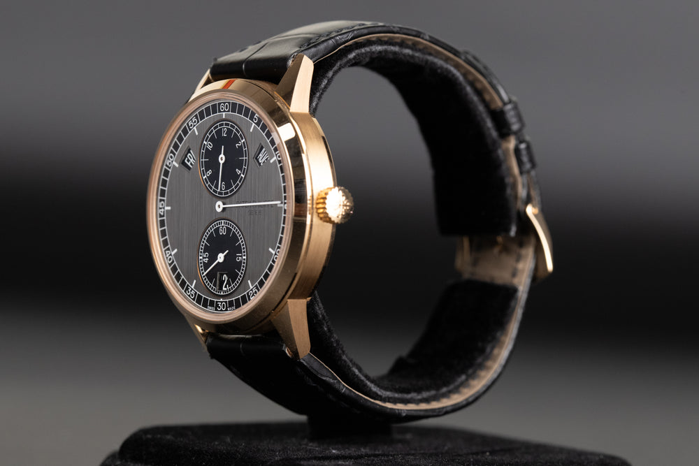 Patek Philippe<br>5235R Annual Calendar Regulator