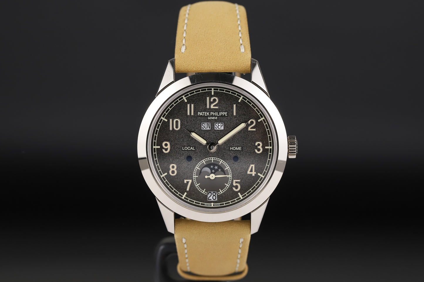 Patek Philippe 5326G Calatrava Annual Calendar Travel Time