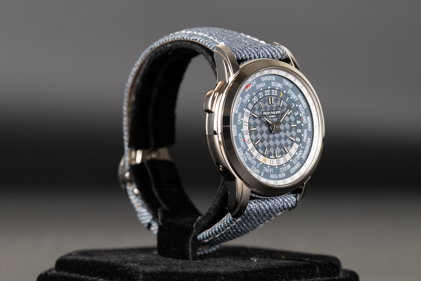Patek Philippe 5330G World Time With Date Blue Dial