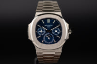 Patek Philippe<br>5740/1G Nautilus Perpetual Calendar