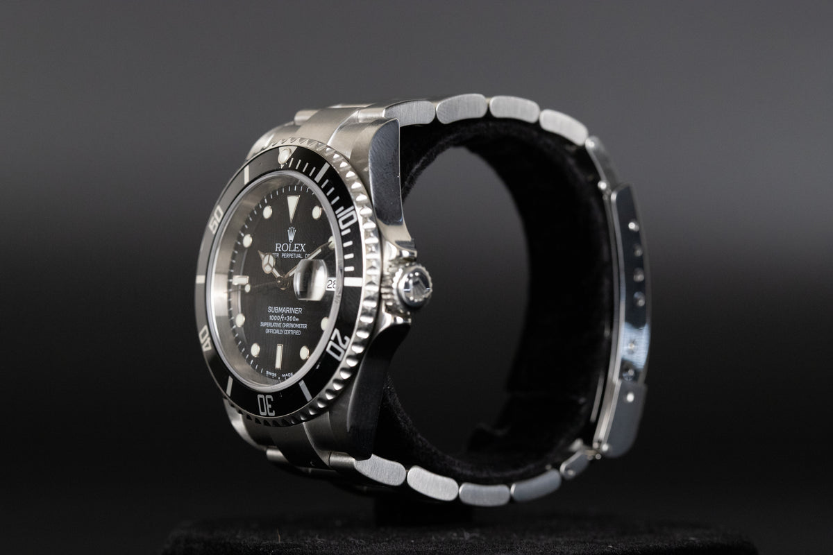 Rolex<br>16610LN Submariner Date Black Dial