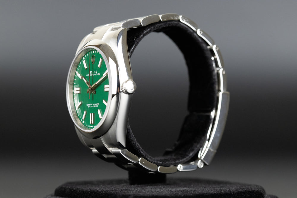 Rolex<br>124300 Oyster Perpetual 41mm Green Dial