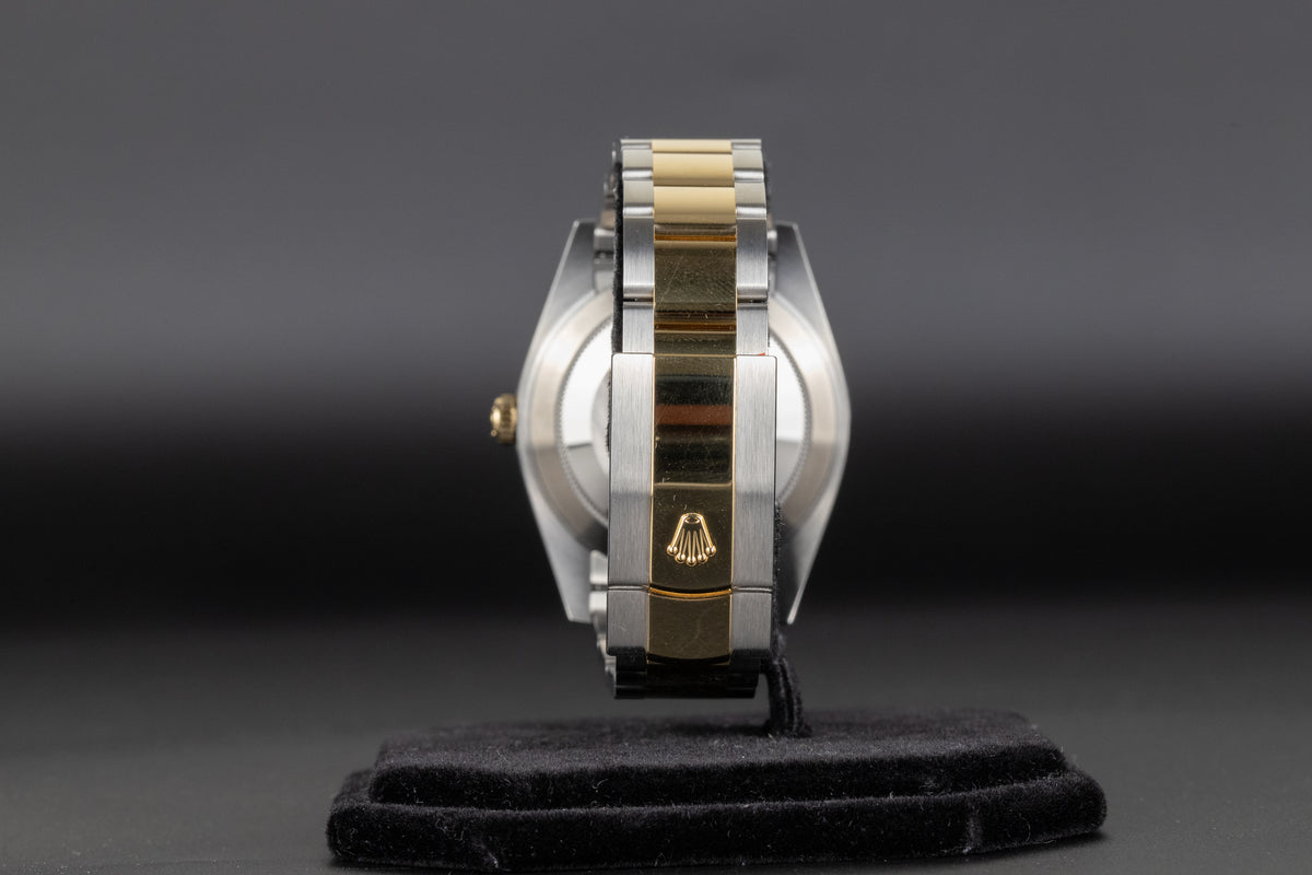 Rolex<br>126333 Datejust 41 18k/SS Wimbledon Dial