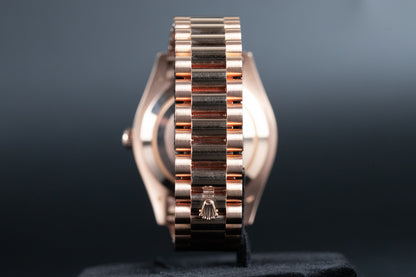 Rolex 218235 DayDate II Pink Diamond Dial