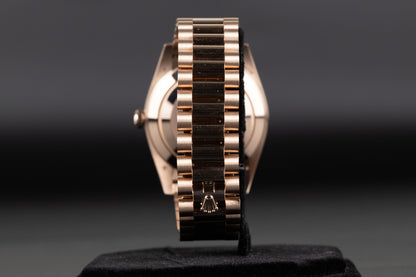 Rolex 228235 DayDate 40 Sundust Baguette Diamond Dial