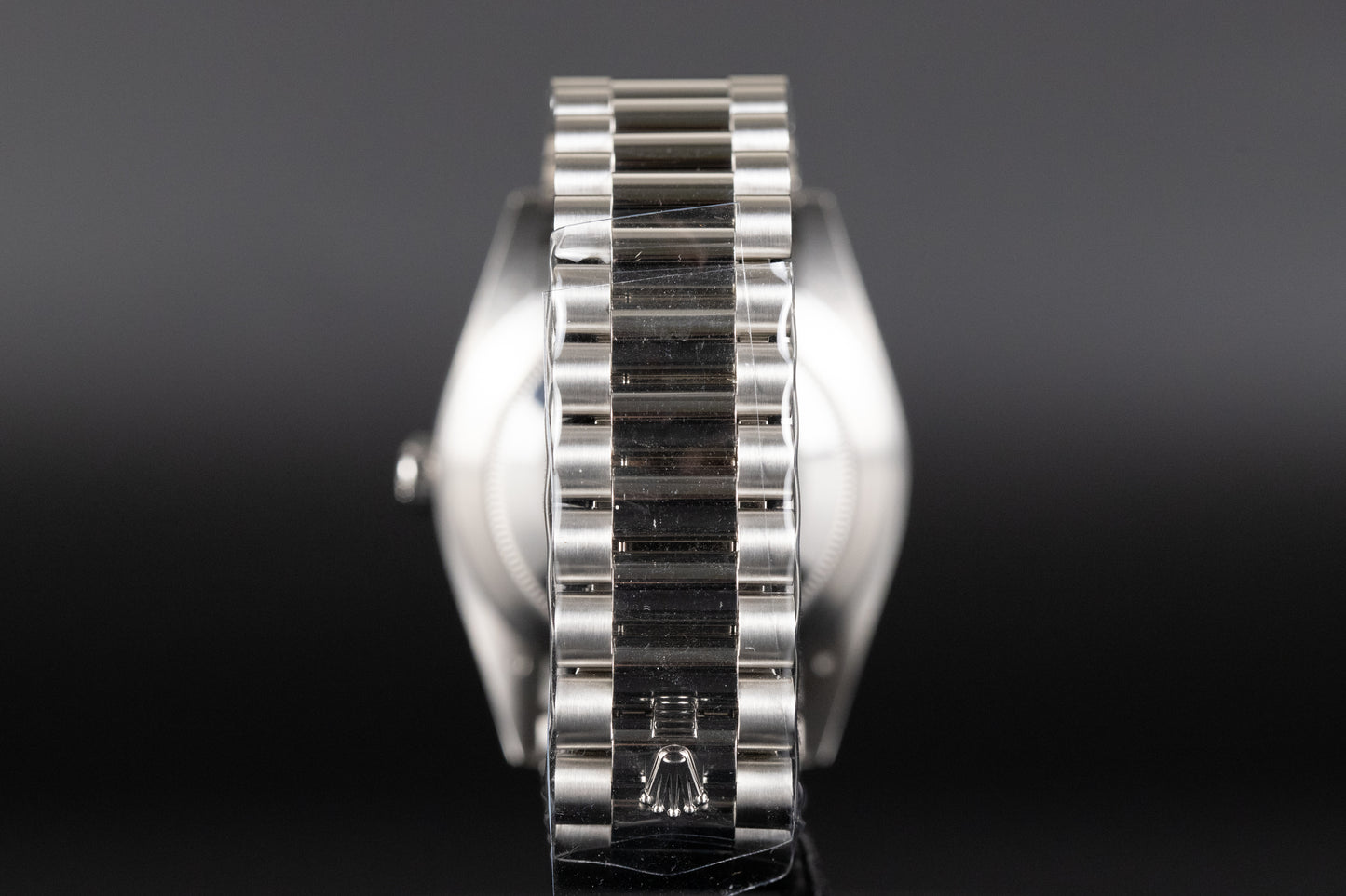 Rolex 228236 DayDate 40 Olive Green Hindi Arabic Dial