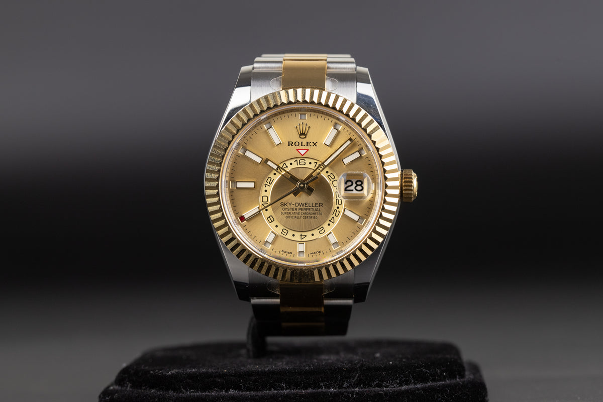 Rolex<br>326933 Sky-Dweller SS/18k Champagne Dial