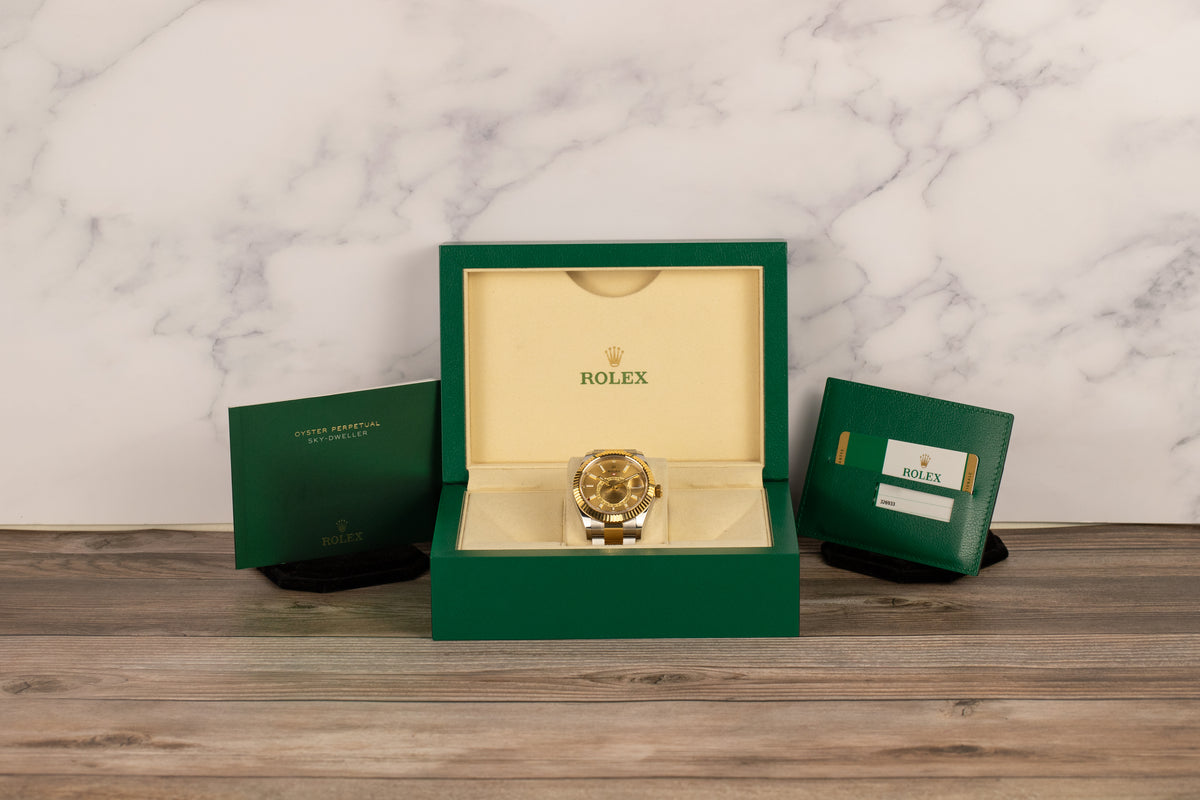 Rolex<br>326933 Sky-Dweller SS/18k Champagne Dial