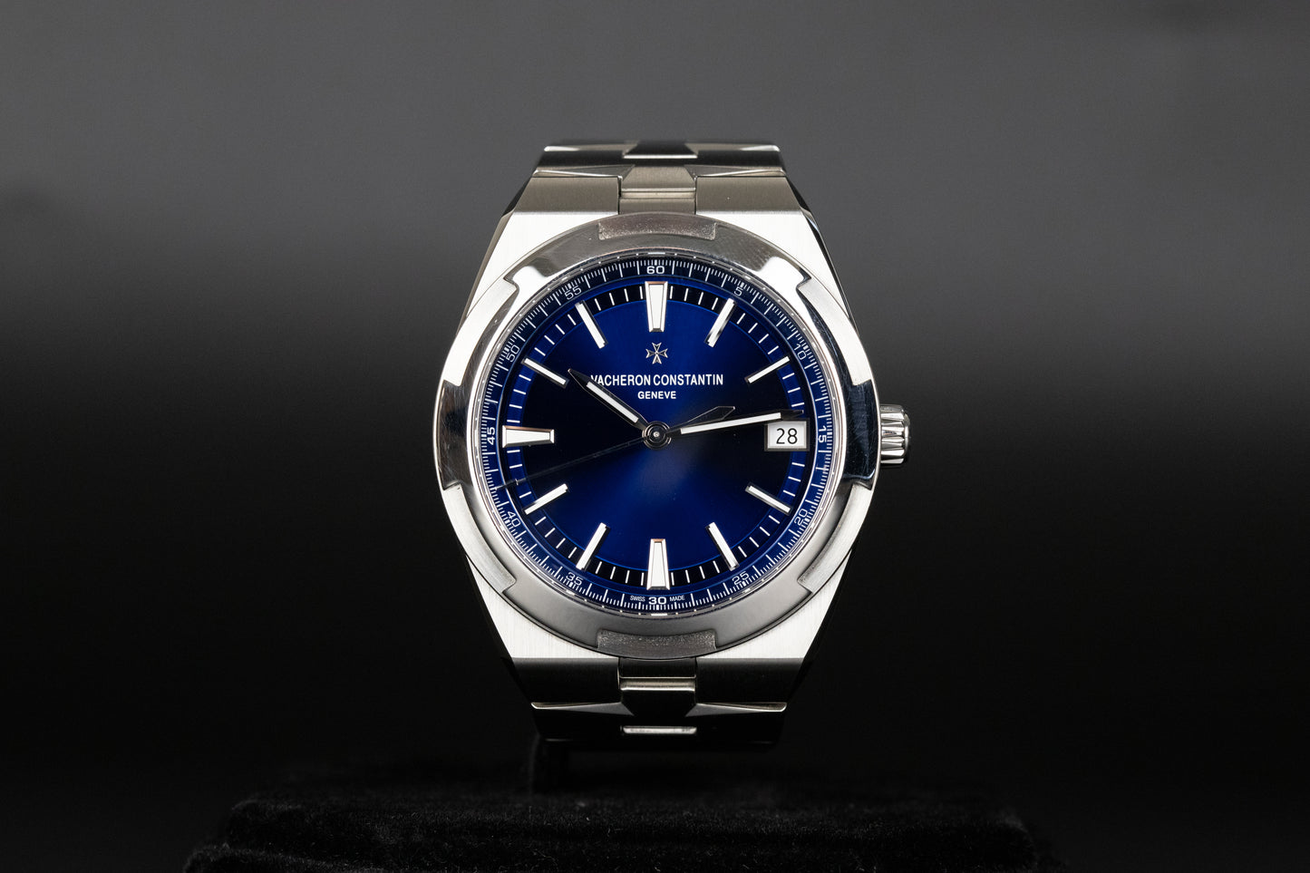 Vacheron Constantin 4500V/110A-B128 Overseas Automatic Blue Dial